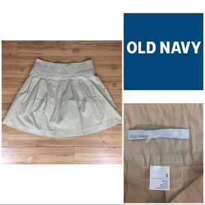 🌷 Old Navy Tan Cargo Flare Pleated Skirt sz 8